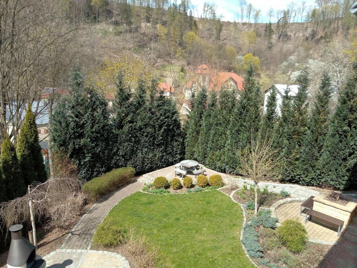 Pokoje Goscinne Monti Kudowa-Zdrój Esterno foto