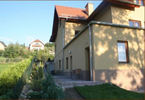 Pokoje Goscinne Monti Kudowa-Zdrój Esterno foto